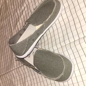 Never worn, Maui Island Slip ons
